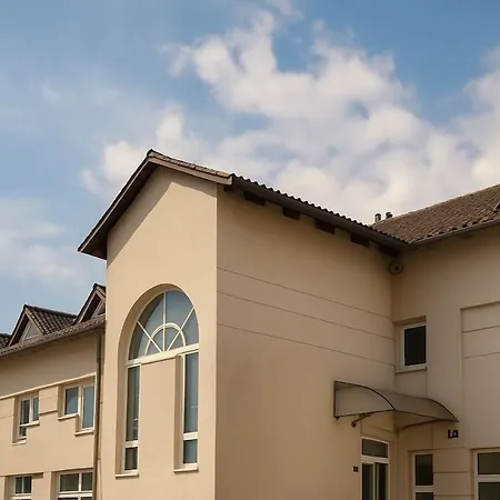 Zentrale Mit Georgenblick アパート *